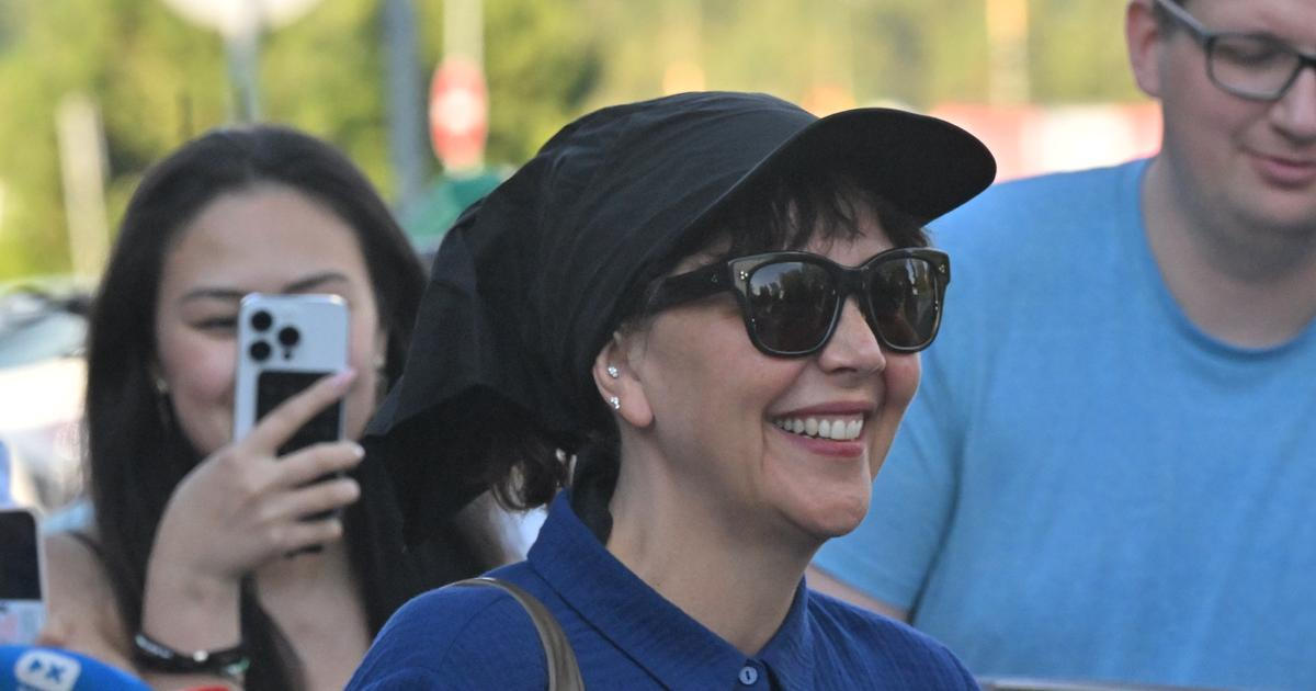 Na karlovarský festival přiletěla i režisérka a herečka Maggie Gyllenhaalová