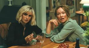 Penélope Cruzová a Olivia Wildeová ve filmu Pozvání (2026).