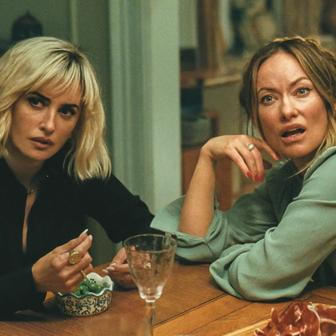 Penélope Cruzová a Olivia Wildeová ve filmu Pozvání (2026).