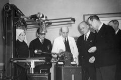 WWII England X-Ray Machines Donated