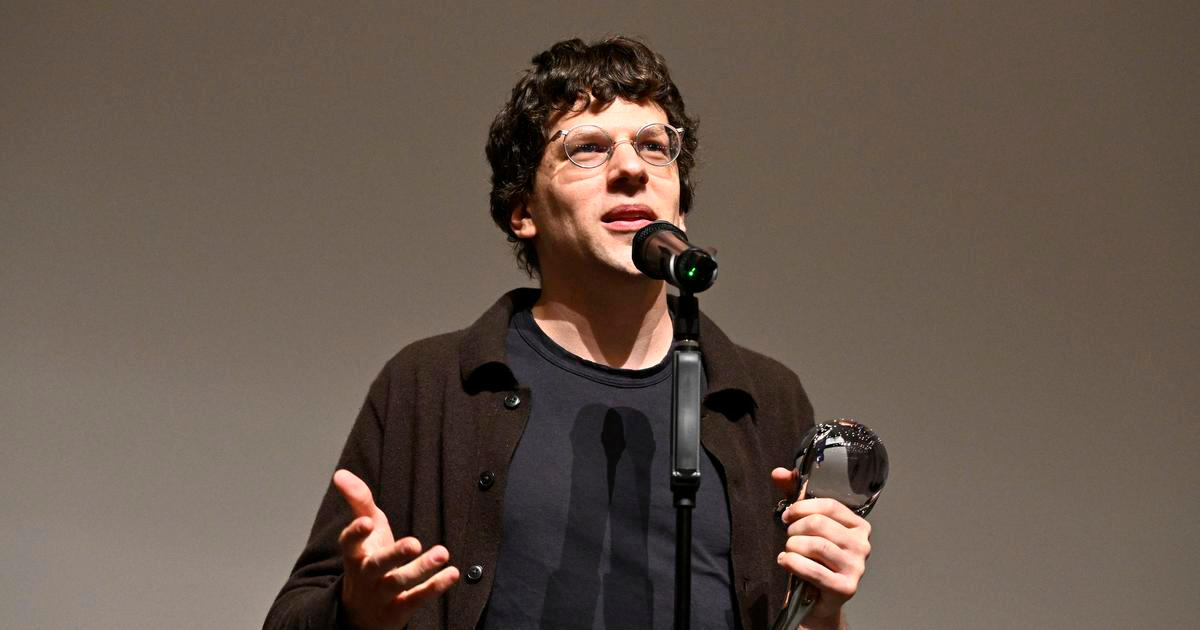 Ocenění ve Varech proložil vtipem. Jesse Eisenberg prozradil i nové občanství