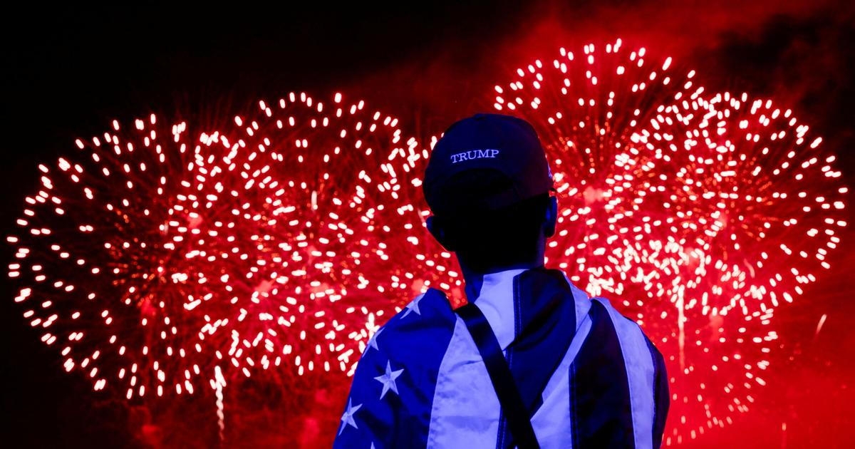 "Vyhráváme jako nikdy předtím." Trump se zpožděním po bouři mluvil o zlatém věku USA