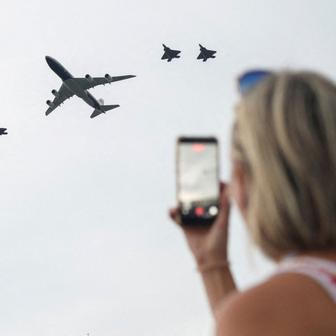 Air Force One flies over the National Mall as part of Fourth of July celebrations