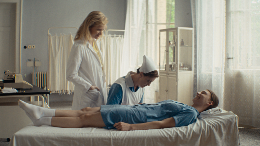 Anna Geislerová, Éva Bandor a Simona Boledovičová ve filmu Pramen.