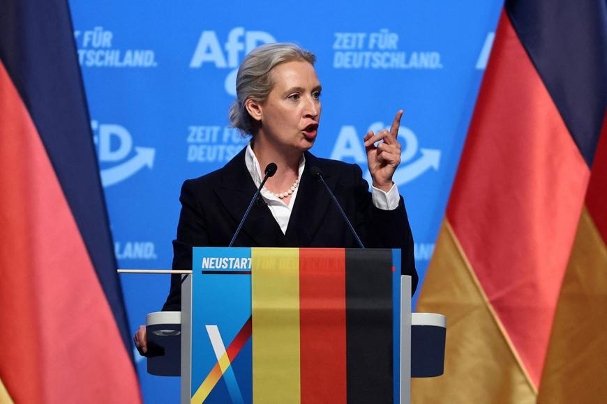 "Budeme vládnout." Šéfka AfD oznámila ambiciózní cíl, sjezd provázely protesty