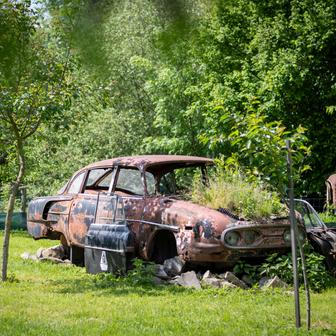 Muzeum historických motorek a strojů v Hradčanech na Prostějovsku