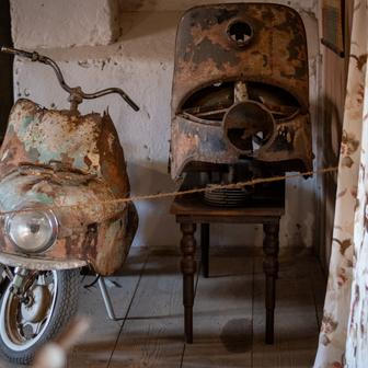 Muzeum historických motorek a strojů v Hradčanech na Prostějovsku