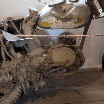 Muzeum historických motorek a strojů v Hradčanech na Prostějovsku