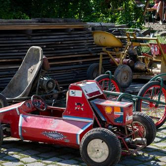 Muzeum historických motorek a strojů v Hradčanech na Prostějovsku