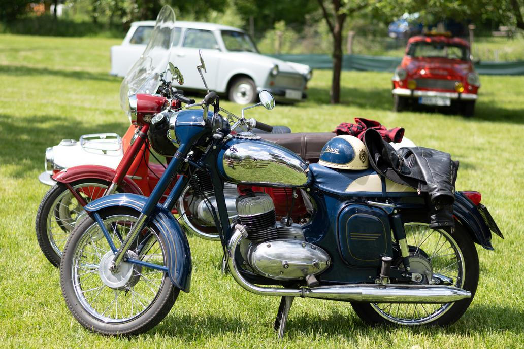 Muzeum historických motorek a strojů v Hradčanech na Prostějovsku