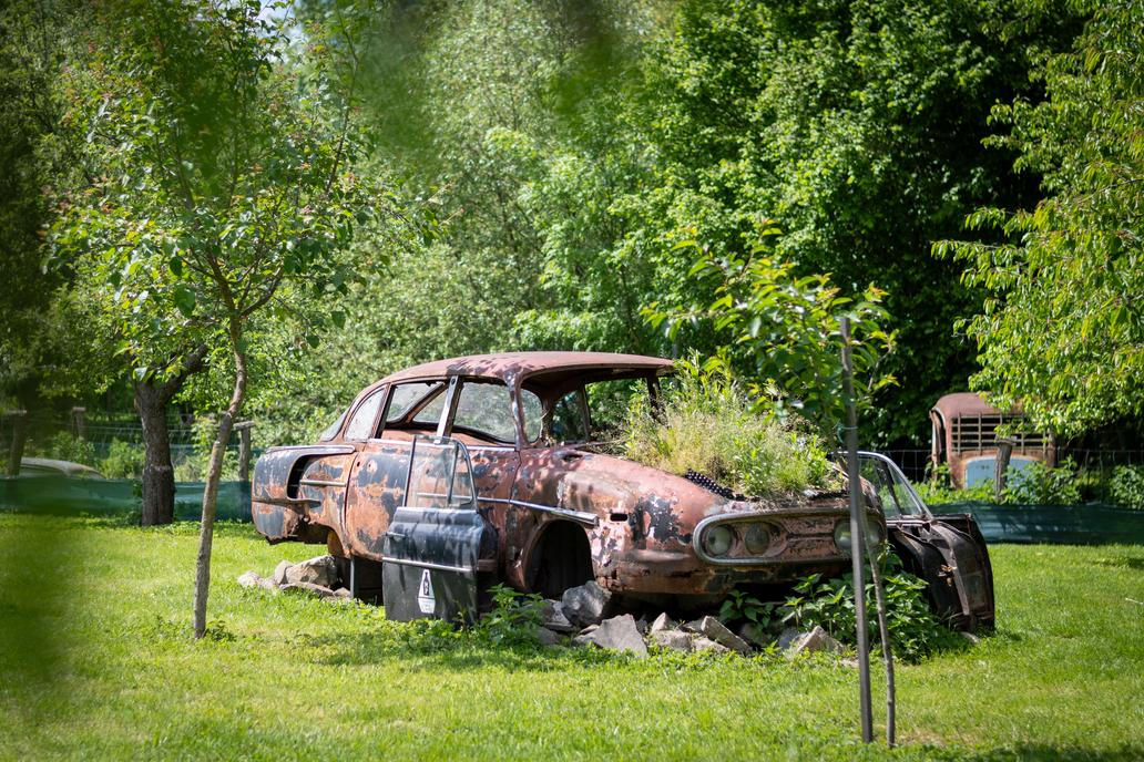Muzeum historických motorek a strojů v Hradčanech na Prostějovsku