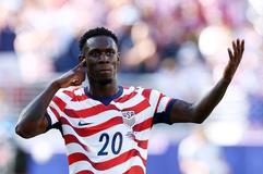 Americký fotbalista Folarin Balogun v zápase MS 2026