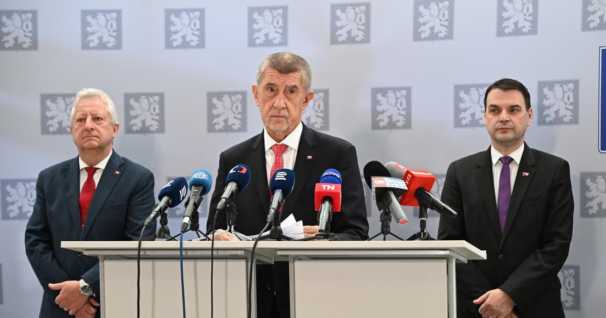 Dvě procenta HDP na obranu dáme příští rok, slíbil Babiš před odletem na summit NATO
