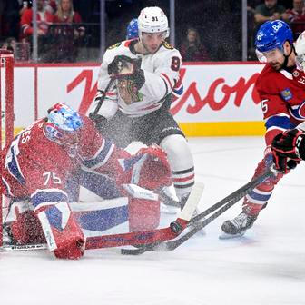 NHL: Chicago Blackhawks at Montreal Canadiens