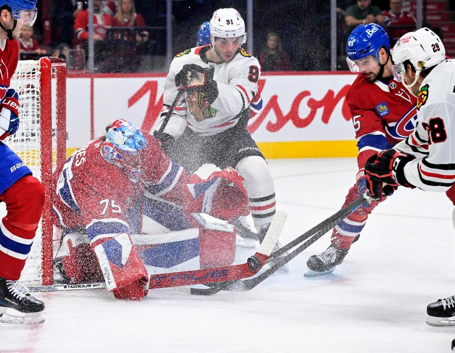 NHL: Chicago Blackhawks at Montreal Canadiens