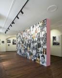 Instalace expozice Bruce Weber: Faces in the crowd.