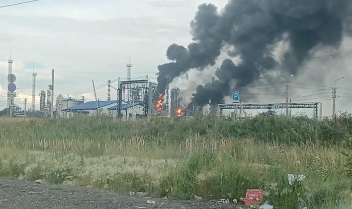 Fire at Omsk oil refinery as the region's governor says the province came under attack from Ukrainian drones