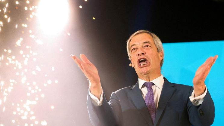 FILE PHOTO: Britain's Reform UK party holds a rally with party leader Farage and new member Jenrick, in Newark