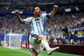 Lionel Messi slaví gól v osmifinále MS 2026 mezi Argentinou a Egyptem.
