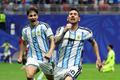 Lionel Messi slaví gól v osmifinále MS 2026 mezi Argentinou a Egyptem.
