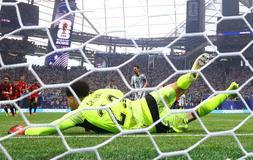 Neproměněná penalta Lionela Messiho v osmifinále MS 2026 mezi Argentinou a Egyptem