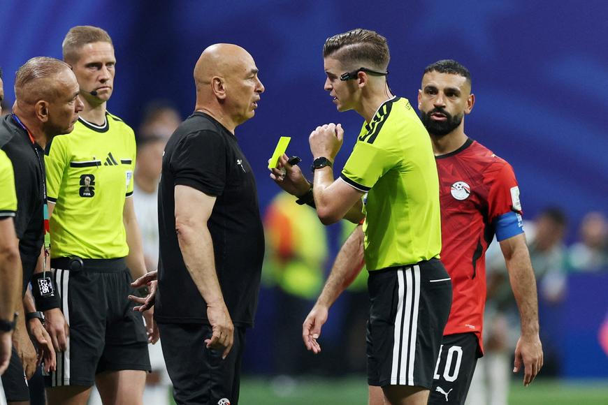 Chtějí dál sledovat Messiho hru? zuřil trenér Egypta. Argentina byla prý zvýhodněna