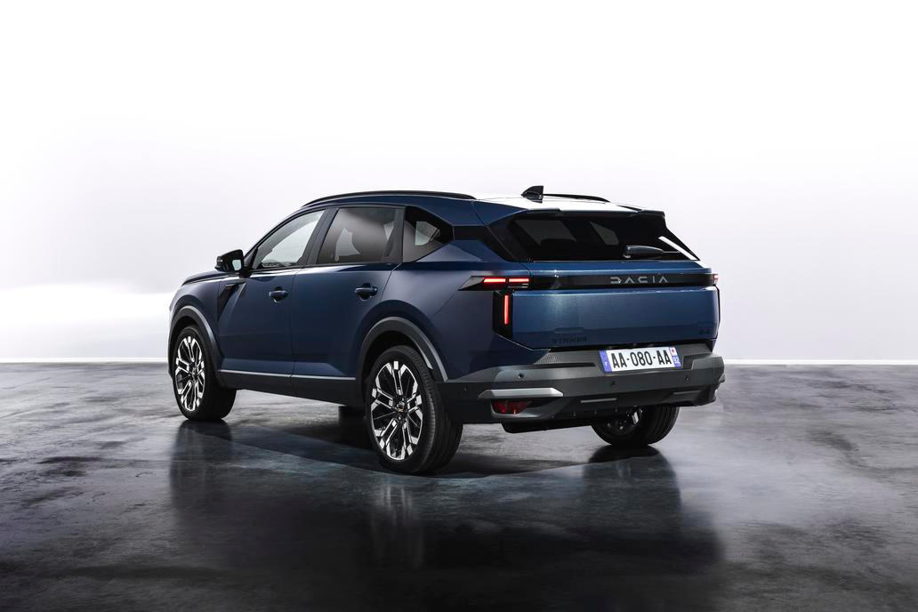 Dacia Striker