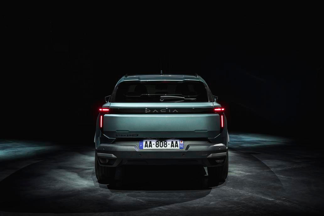 Dacia Striker