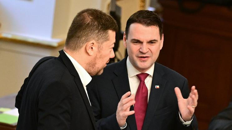 Tomio Okamura, předseda Poslanecké sněmovny, politik, Petr Macinka, ministr zahraničí