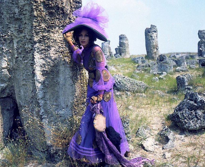 Nina Divíšková jako vyděračka Otýlie ve filmu Juraje Herze Morgiana (1972).