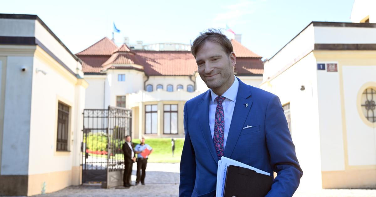 Opozice tepe Vojtěcha: Mluví o splněných slibech, klíčová reforma ale chybí