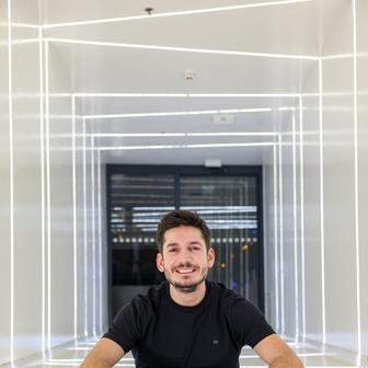 Doktor Cyril Matějka se do Jablonce nad Nisou odstěhoval za prací.