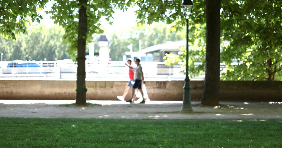 Milán chce chránit kurýry před vedrem, opatření ale vyvolalo kritiku