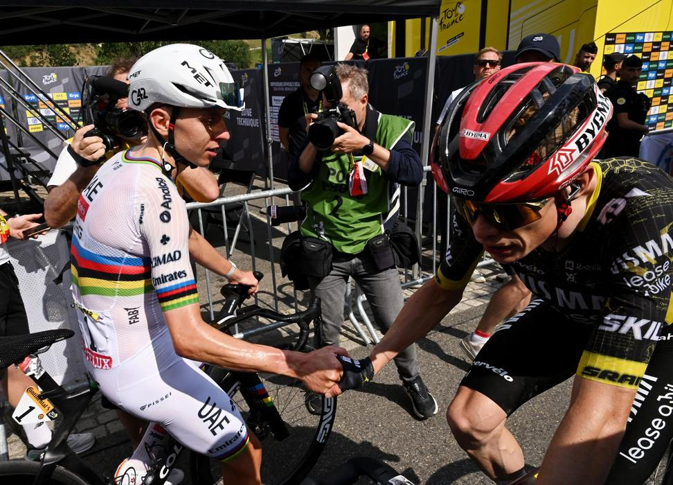 Tadej Pogačar a Jonas Vingegaard po šesté etapě Tour de France 2026