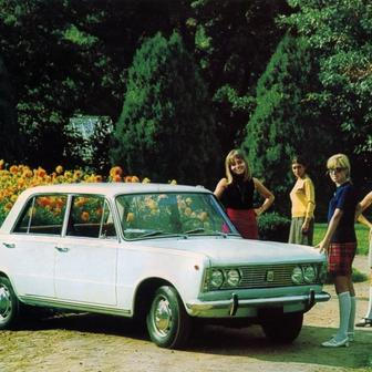 Fiat původně prodal Polákům licenci na starší model 1300/1500, když ale ukázal prototyp 125, chtěla polská strana právě takové auto.
