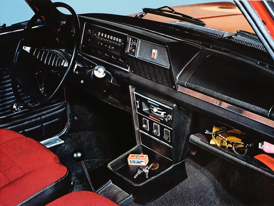 Až později dostalo při jedné z modernizací auto modernější řešení.