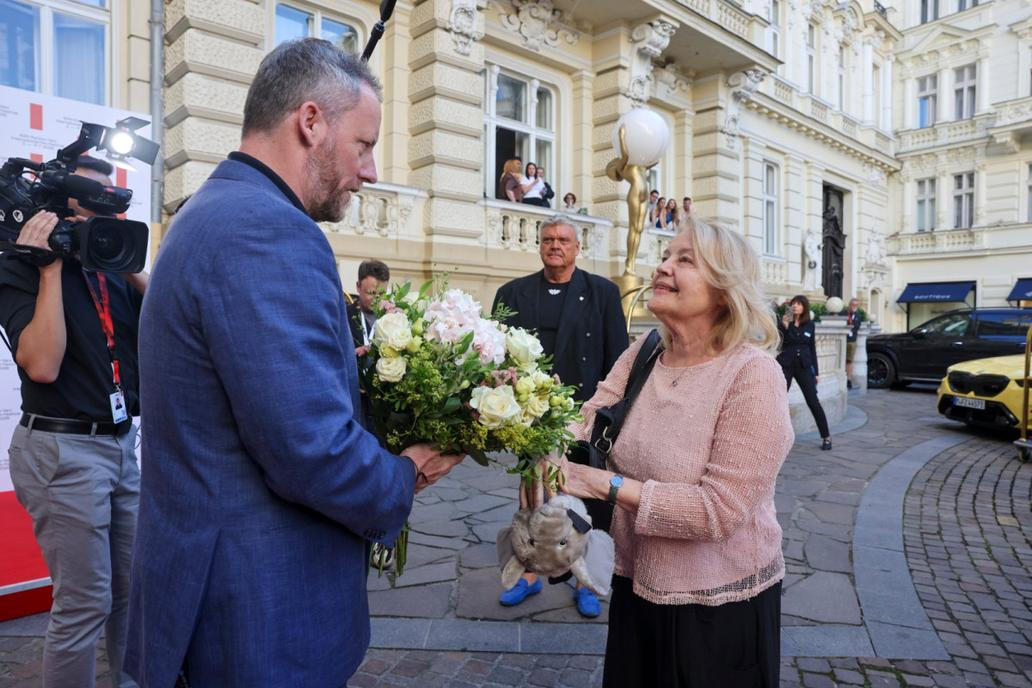 Magda Vášáryová
