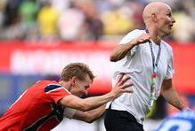 Martin Ødegaard a norský trenér Ståle Solbakken na MS 2026