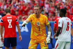 Jordan Pickford ve čtvrtfinále MS 2026 Anglie - Norsko