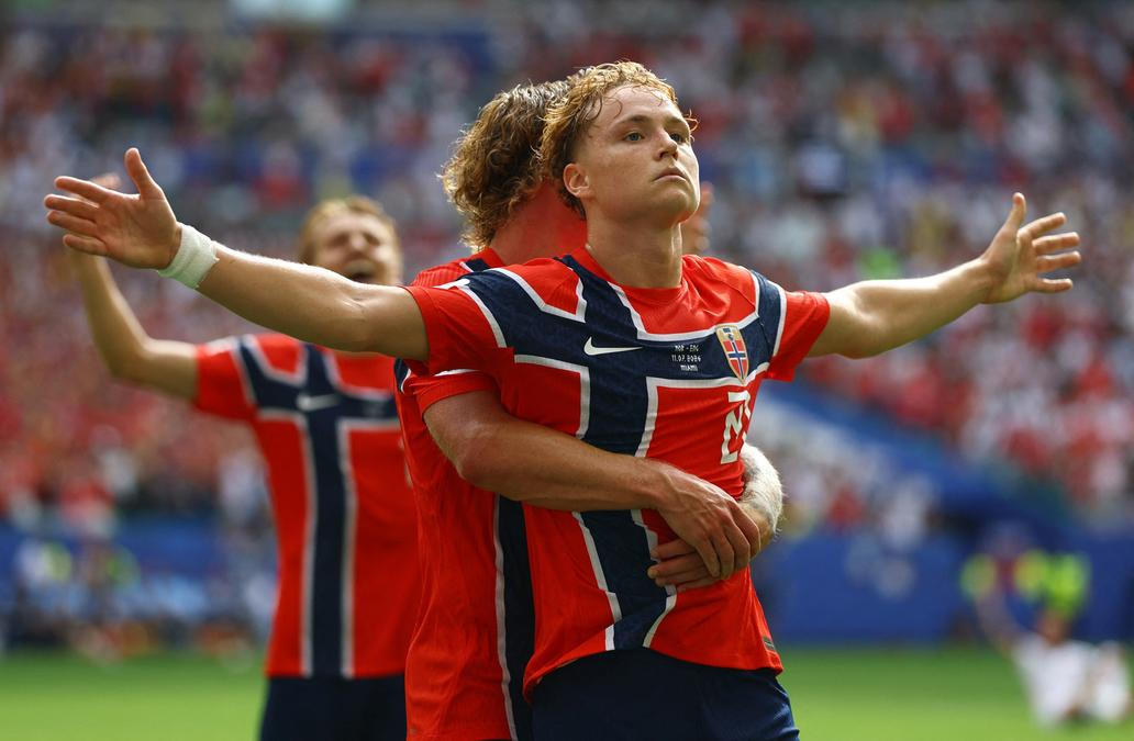 Andreas Schjelderup slaví gól ve čtvrtfinále MS 2026 Anglie - Norsko