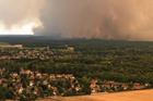French firefighters battle Fontainebleau forest blaze near Paris