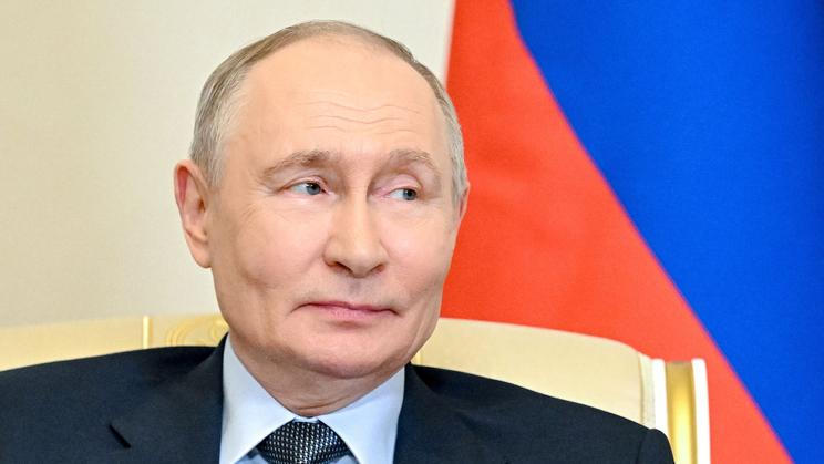 Russian President Vladimir Putin meets with Uzbek President Shavkat Mirziyoyev in Strelna