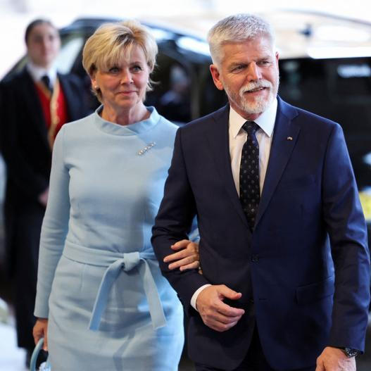 Eva Pavlová, Petr Pavel