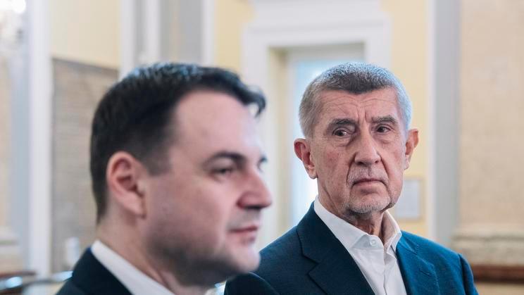 Praha, 02.03.2026  Zasedání Vláda ČR, koaliční rada, před jednáním bezpečnostní rada státu, repatriační lety kvůli válce v Íránu. Petr Macinka (Motoristi), Andrej Babiš (ANO).