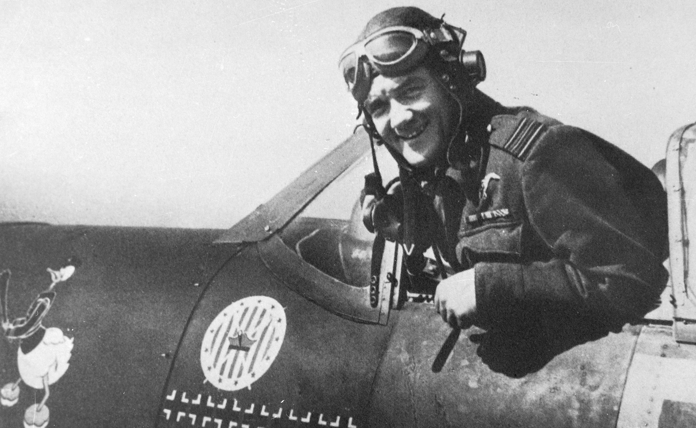 Letec Jan Zumbach létal v RAF s kačerem Donaldem na kokpitu. Život v míru jej nudil, tak se stal pašerákem a žoldákem.