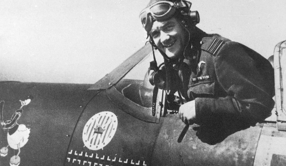 Letec Jan Zumbach létal v RAF s kačerem Donaldem na kokpitu. Život v míru jej nudil, tak se stal pašerákem a žoldákem.