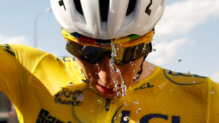 Tadej Pogačar po vítězné desáté etapě na Tour de France 2026