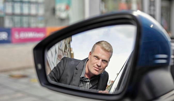  Bývalý automobilový závodník a lídr Přísahy s Motoristy Filip Turek, kandidát do Eurovoleb