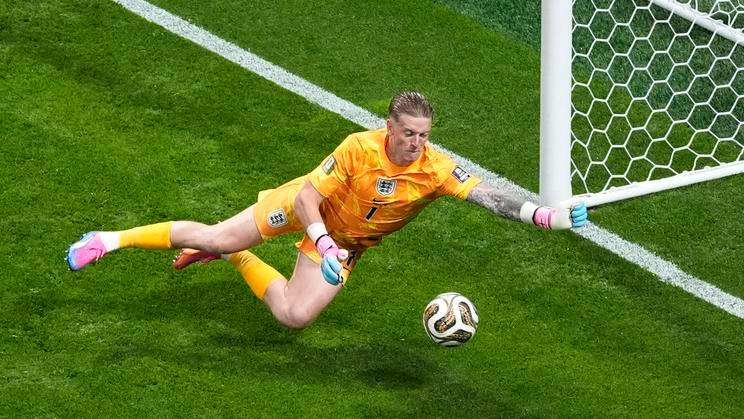 Jordan Pickford v semifinále MS 2026 Argentina - Anglie