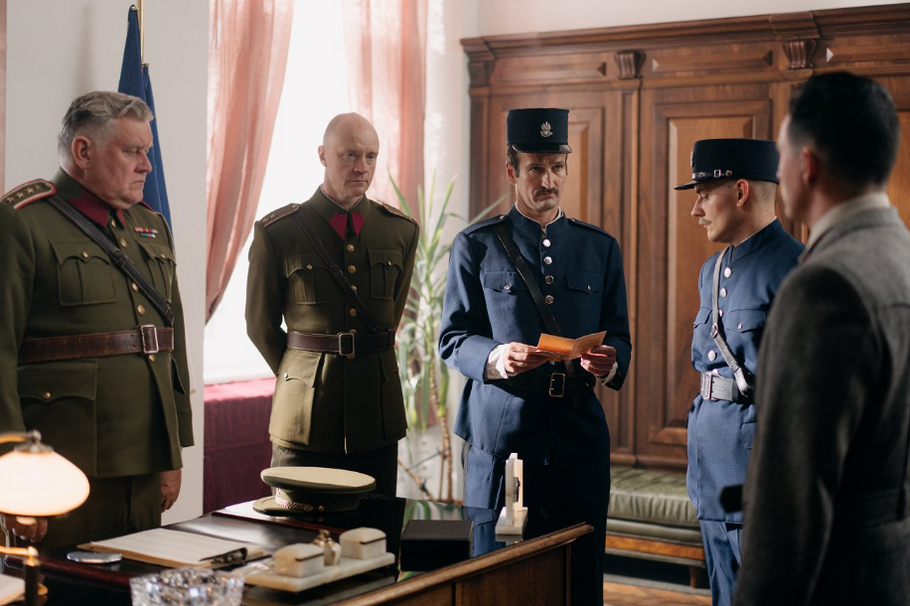 Historický dokumentární film Osamělý vlk (2026) vypráví příběh československého stíhacího esa a jedné z nejvýraznějších osobností bitvy o Británii Josefa Františka. 
